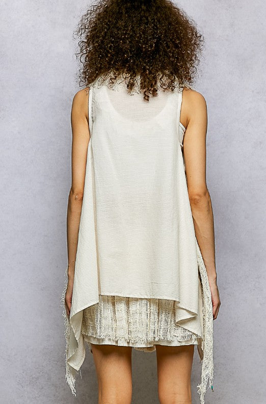Fringe Circle Motif Trim Vest